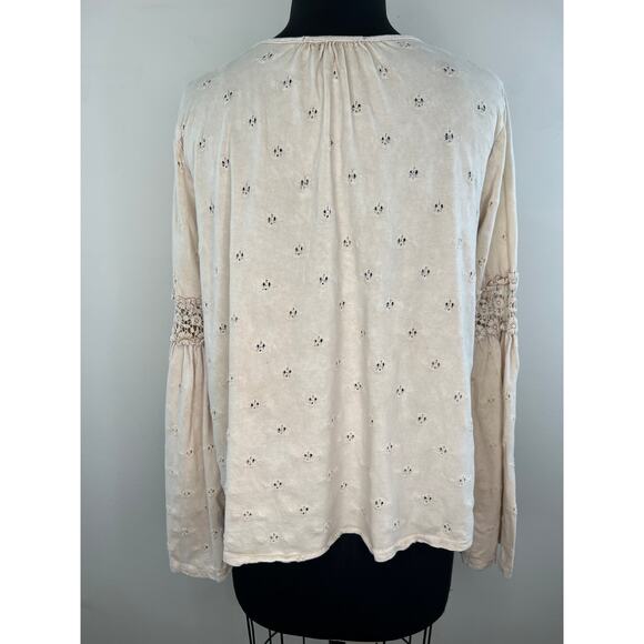 Eri + Ali  Top Beige Pointelle Knit Crochet V-Neck Long Bell Sleeve Boho Top XS - Picture 7 of 10